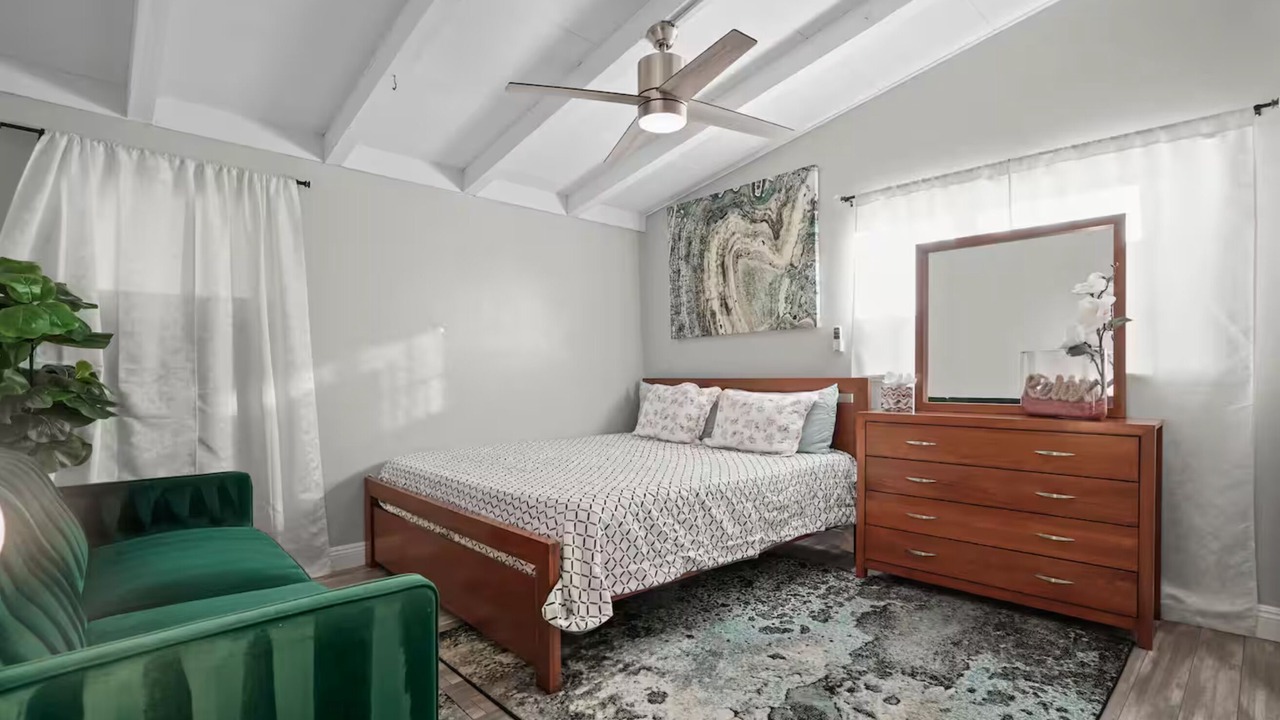 Photo of Bedroom in Santa Clarita