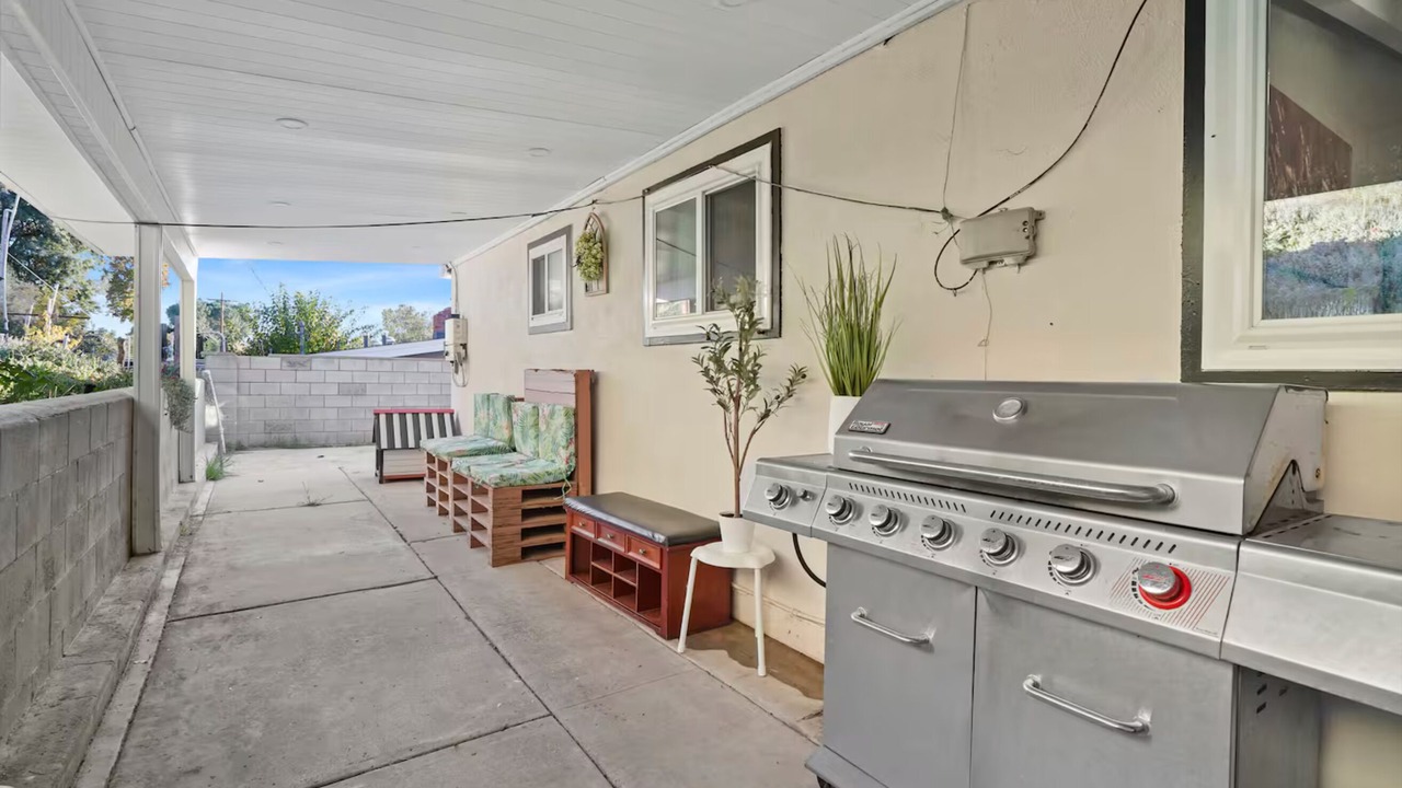 Photo of Patio Balcony in Santa Clarita