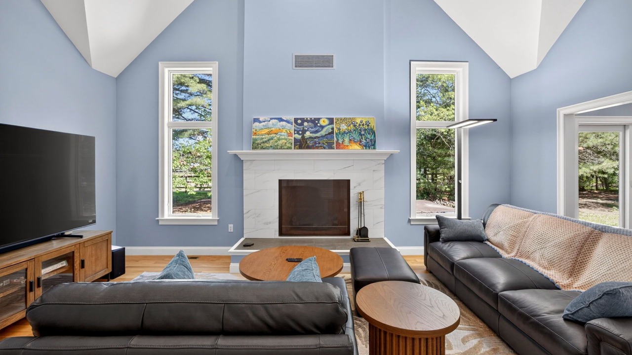 Photo of Livingroom in East Falmouth