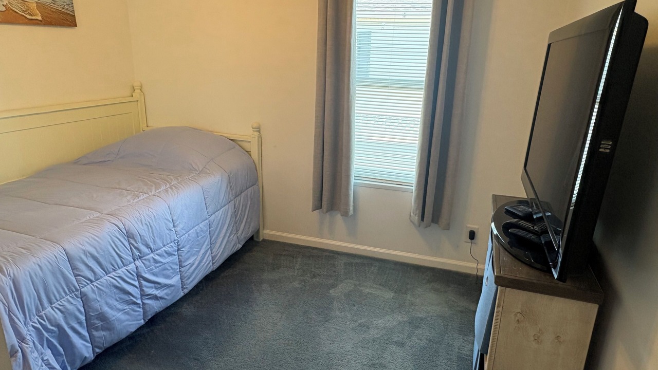 Photo of Bedroom in Assateague Pointe