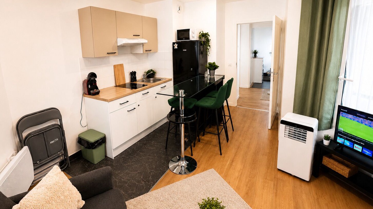 Photo of Livingroom in Colombes