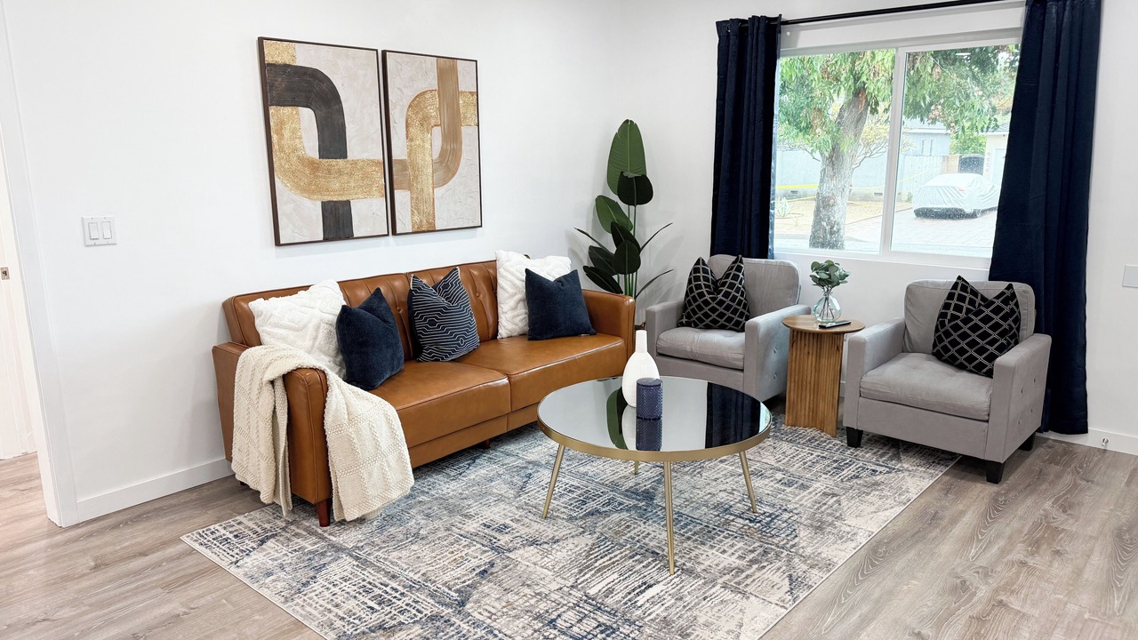 Photo of Livingroom in East Whittier