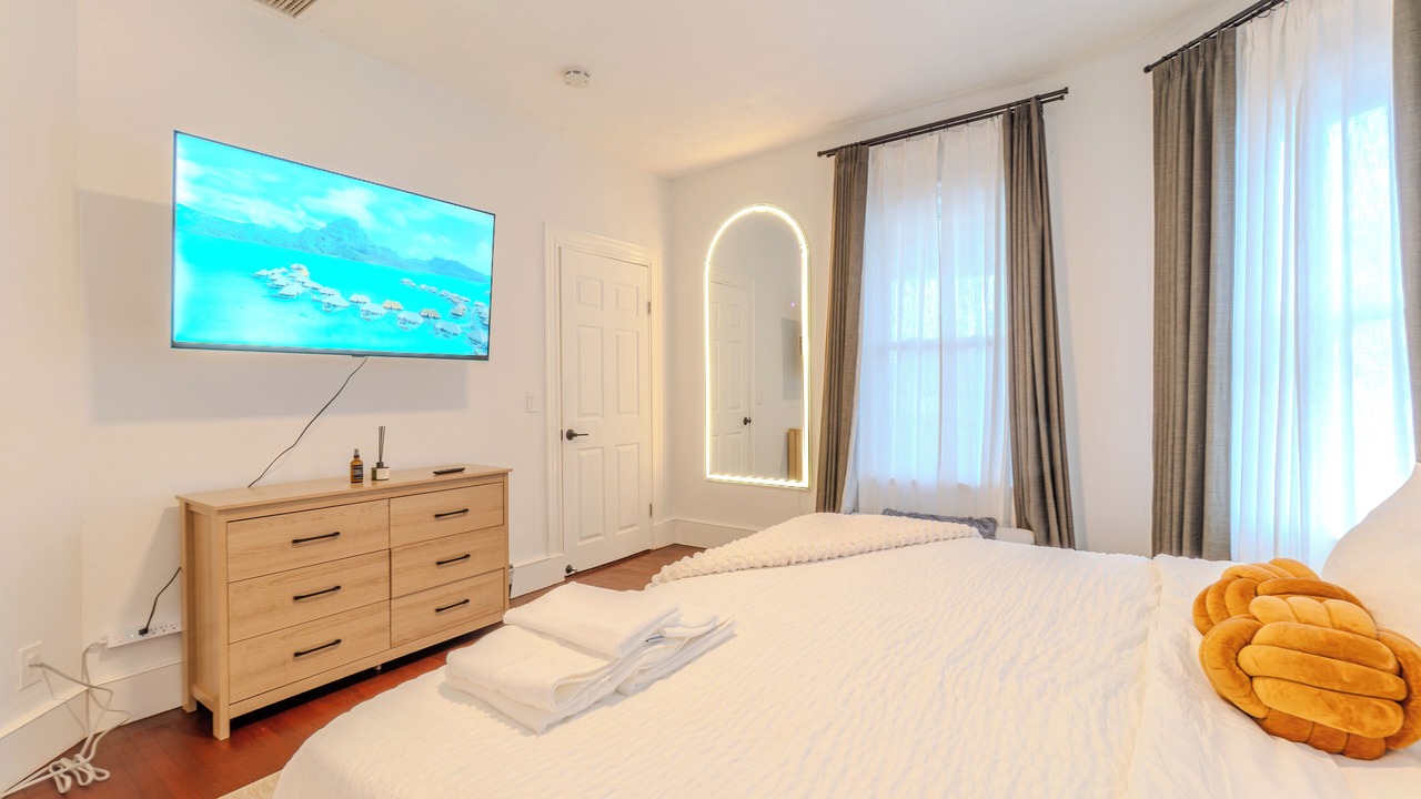 Photo of Bedroom in Everett