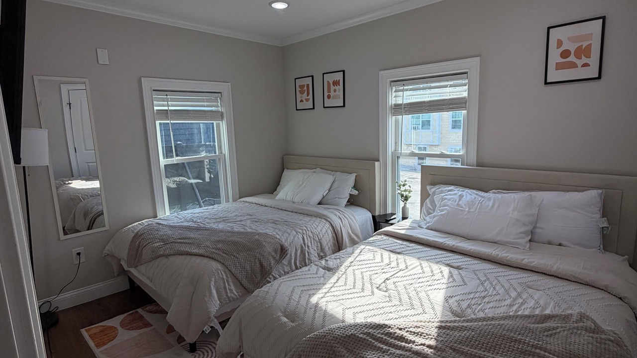 Photo of Bedroom in East Somerville