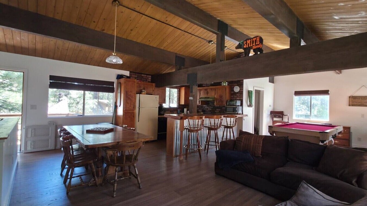 Photo of Bedroom in Summit Estates