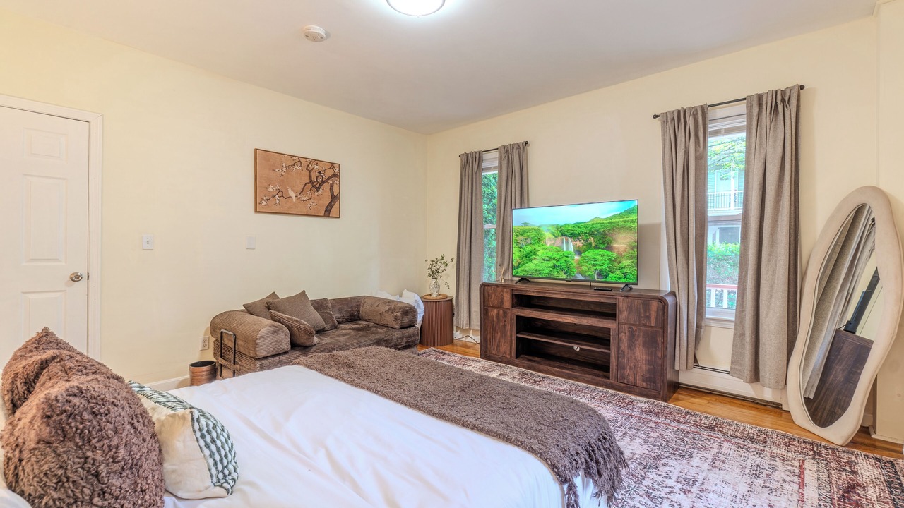 Photo of Bedroom in Everett