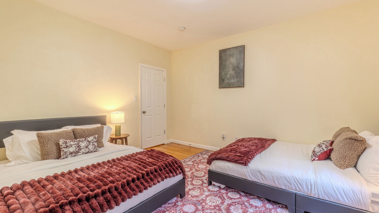Photo of Bedroom in Everett