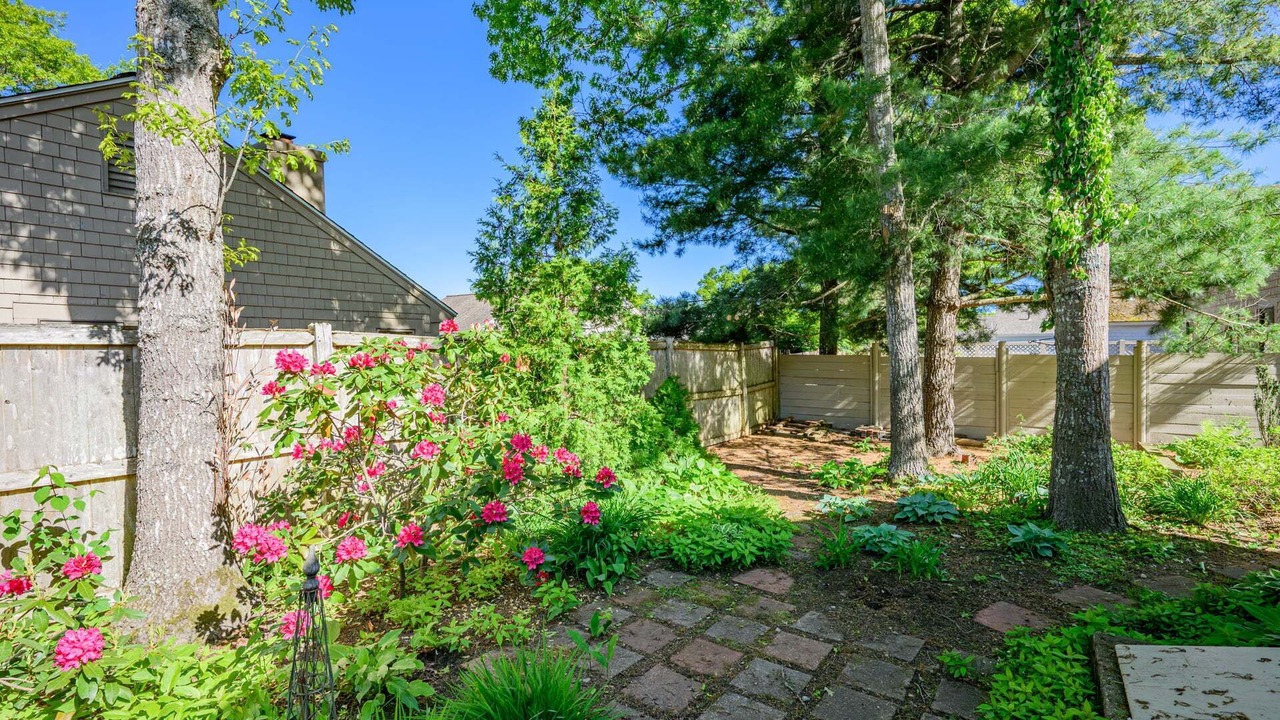 Photo of Outdoor in Mews Village