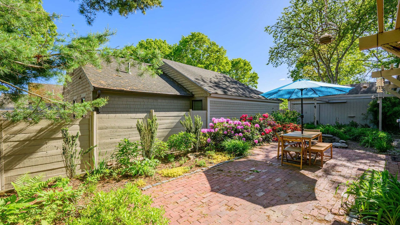 Photo of Outdoor in Mews Village
