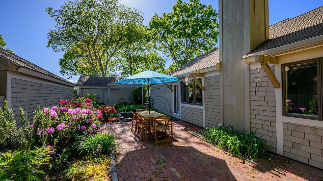 Photo of Outdoor in Mews Village