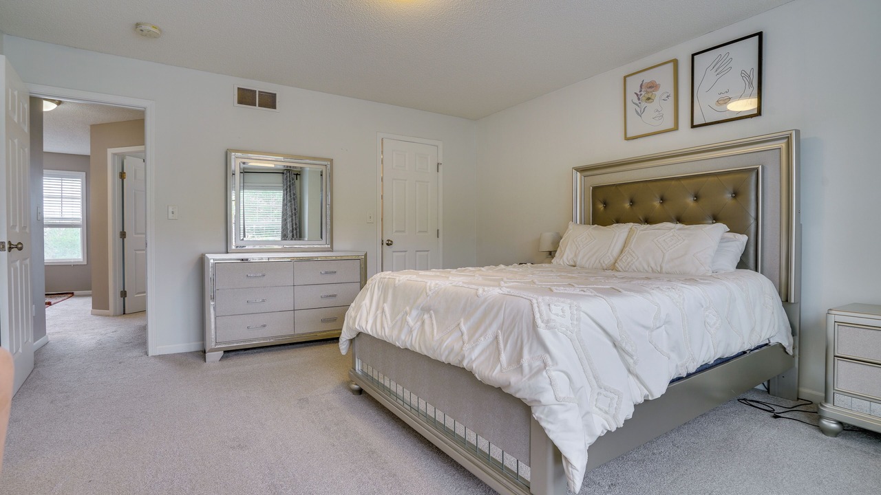 Photo of Bedroom in Roseville