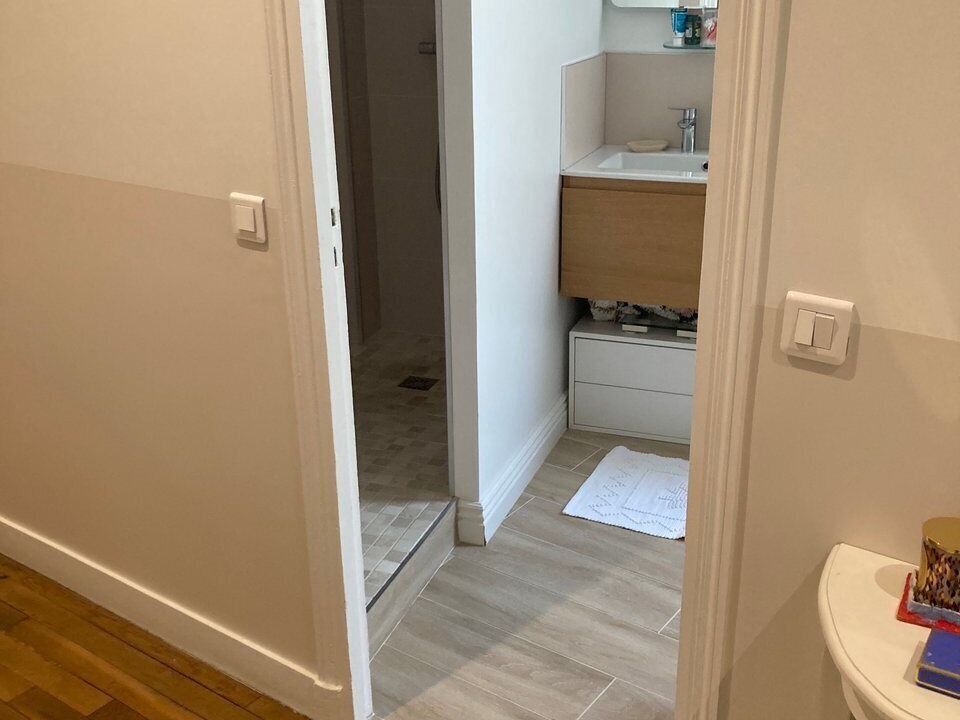 Photo of Bathroom in Quartier de la Plaine-de-Monceaux