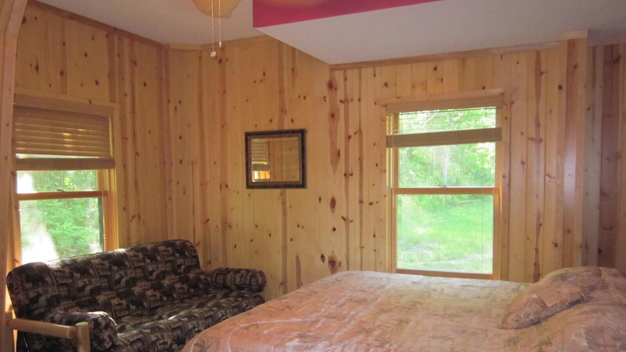 Photo of Bedroom in Deer River