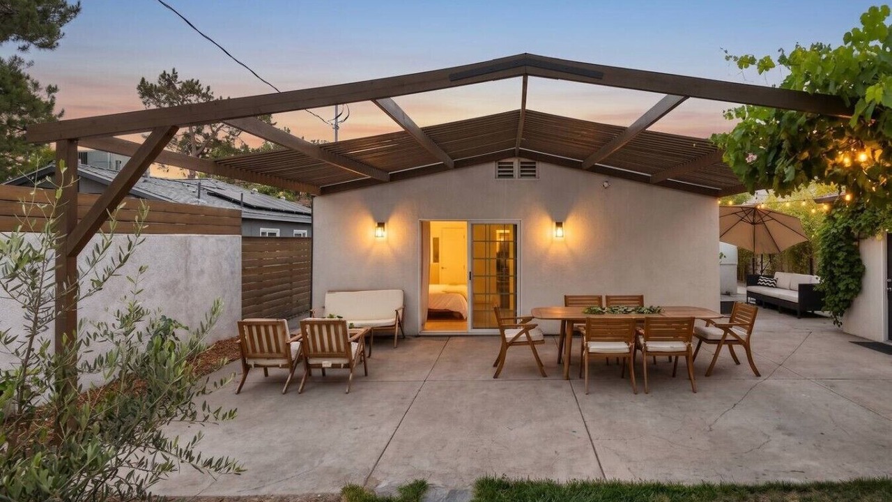 Photo of Outdoor in North Hollywood