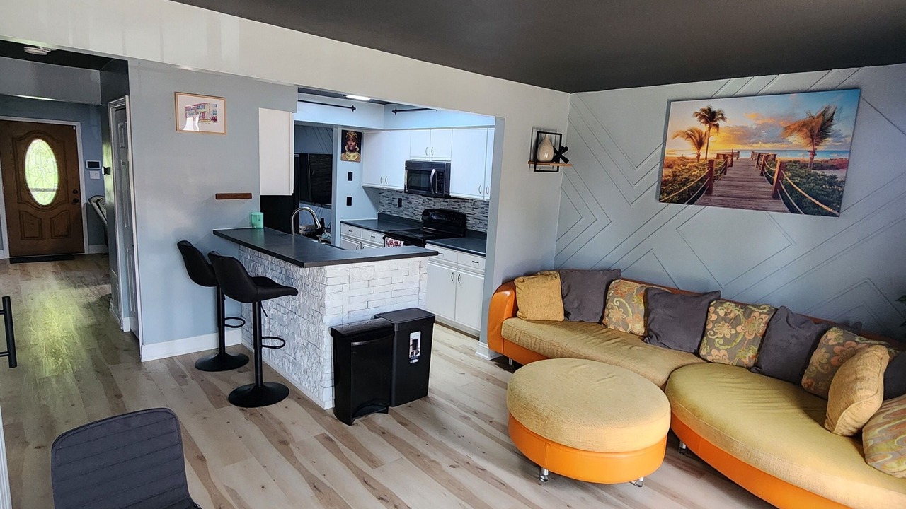 Photo of Livingroom in Irvington