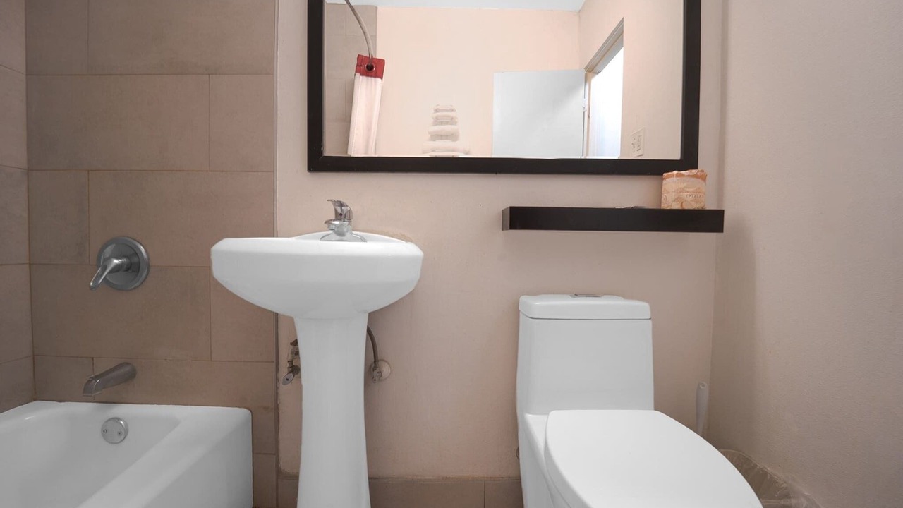Photo of Bathroom in Mojave