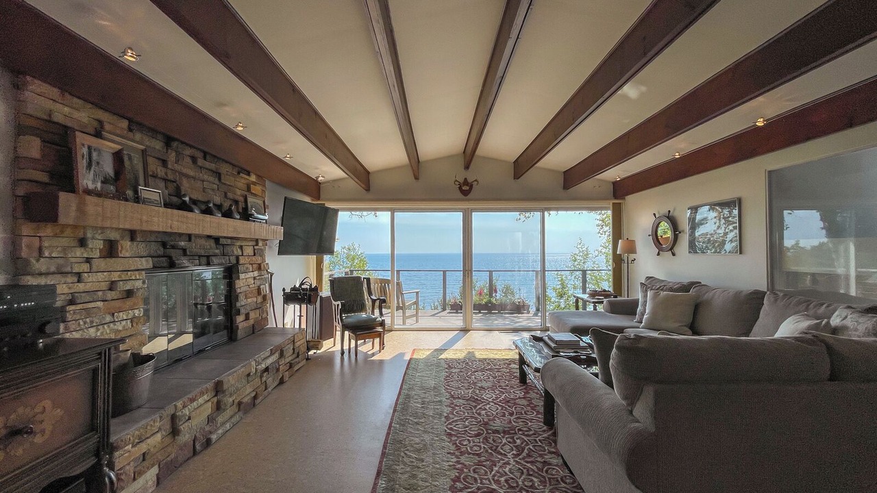 Photo of Outdoor in Silver Bay