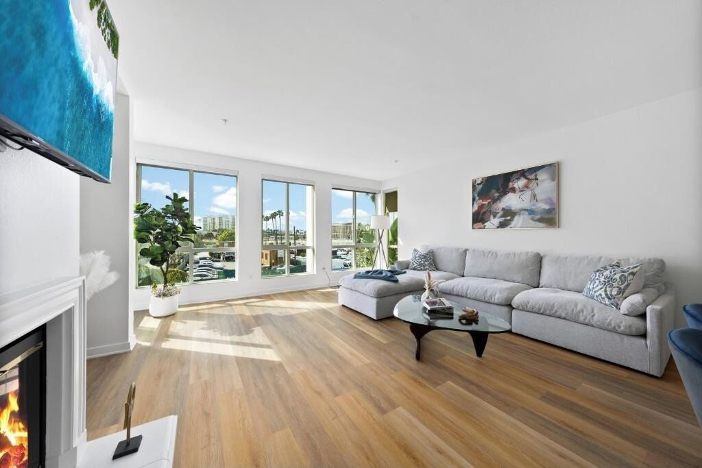 Photo of Livingroom in Marina del Rey