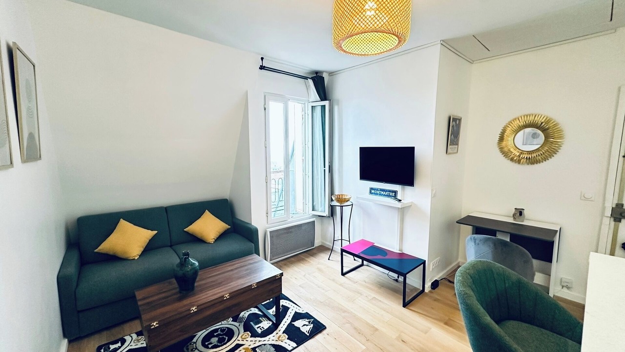 Photo of Bedroom in Montmartre