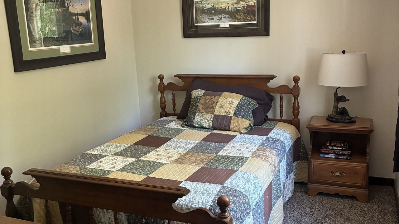 Photo of Bedroom in South Haven