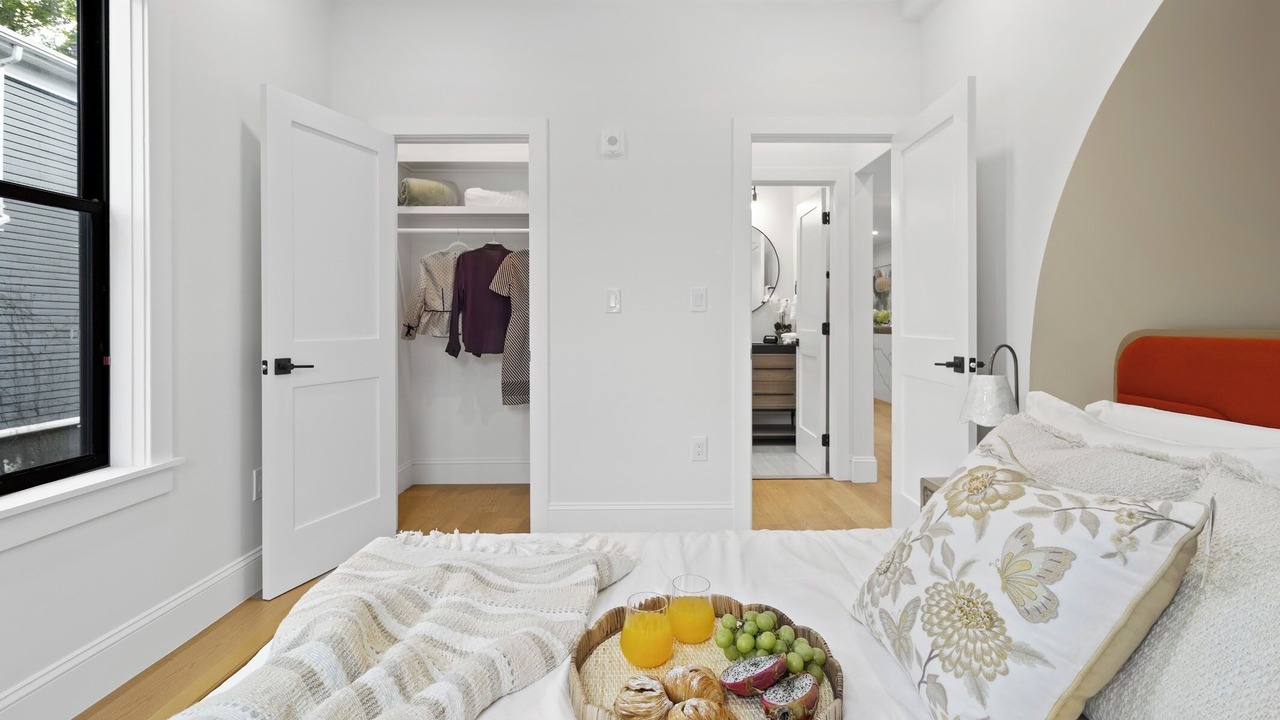 Photo of Bedroom in East Somerville