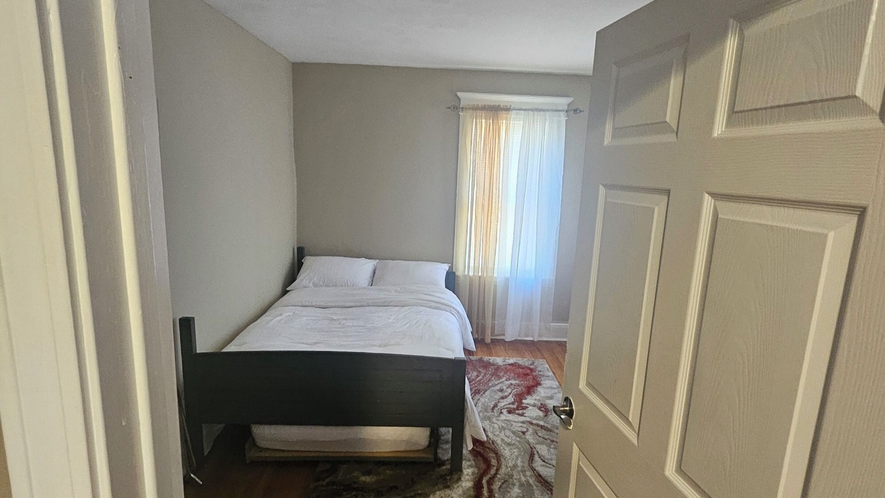 Photo of Bedroom in Springfield