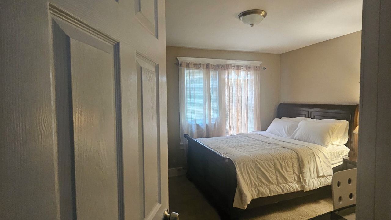 Photo of Bedroom in Springfield