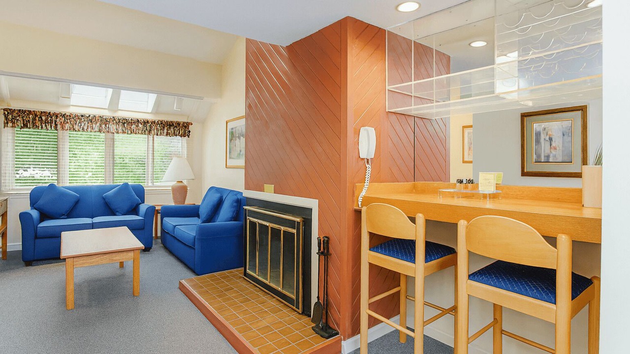 Photo of Livingroom in Lenox Dale