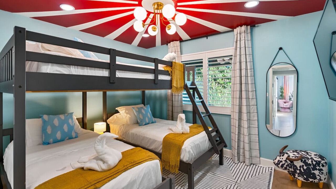 Photo of Bedroom in Sherwood Forest and Thistle Development
