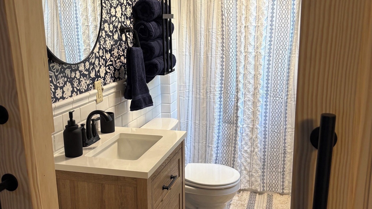Photo of Bathroom in Buffalo City