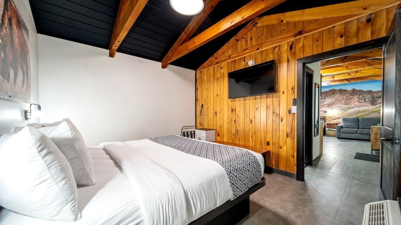 Photo of Bedroom in Pinnacles Entrance Badlands