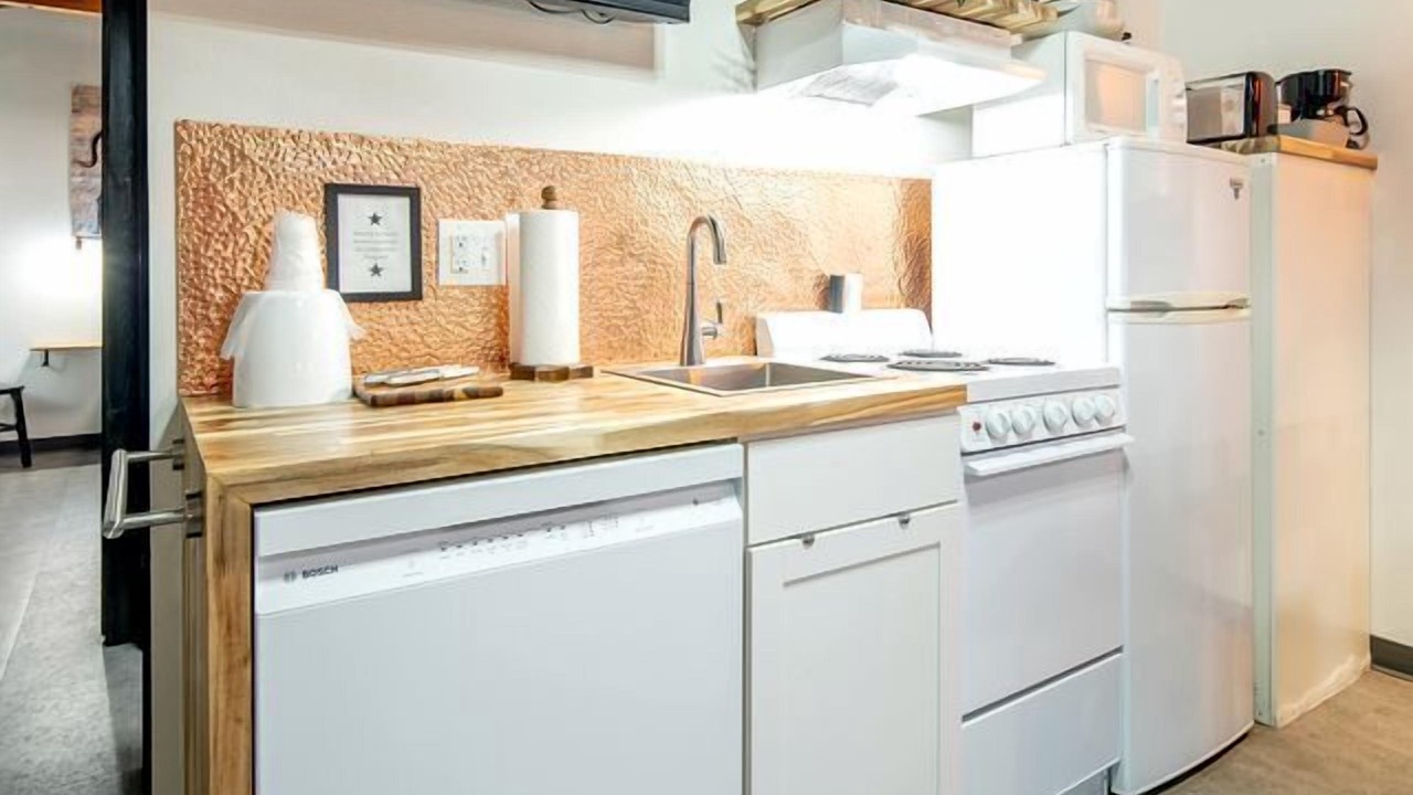Photo of Kitchen in Pinnacles Entrance Badlands