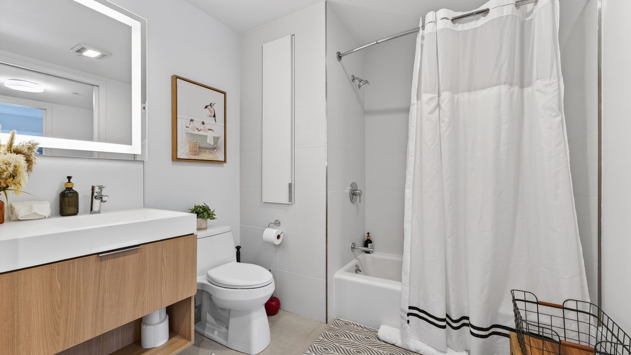 Photo of Bathroom in Seaport District