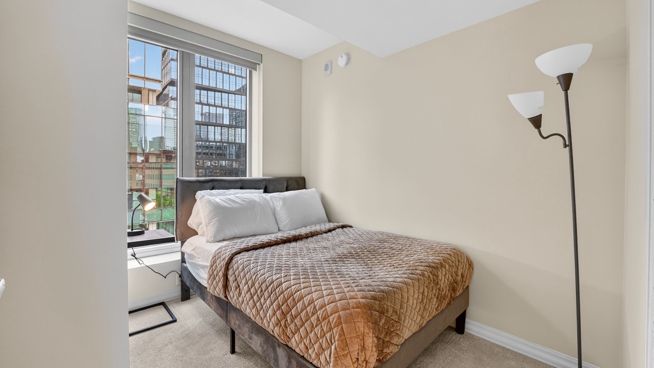 Photo of Bedroom in Seaport District