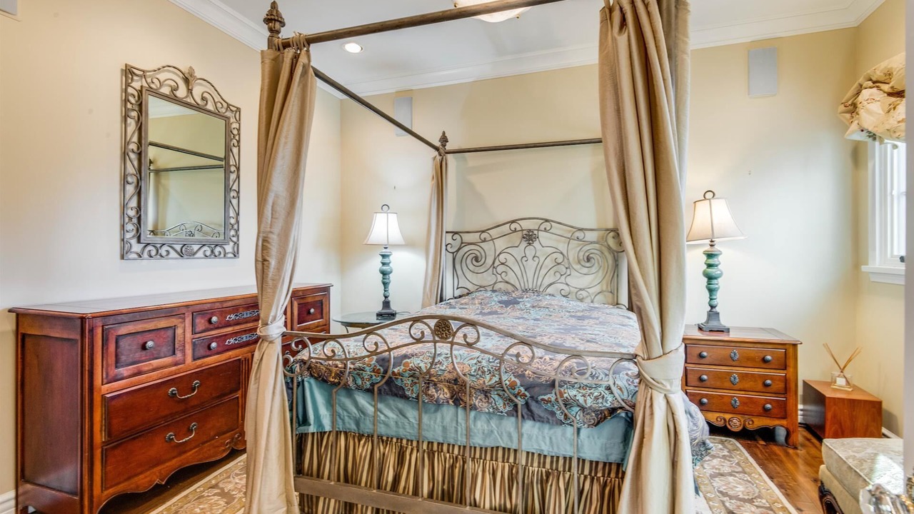 Photo of Bedroom in Palos Verdes Estates