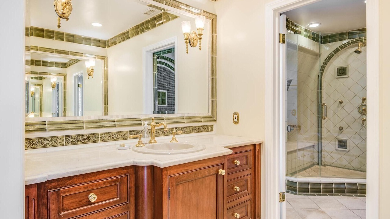 Photo of Bathroom in Palos Verdes Estates