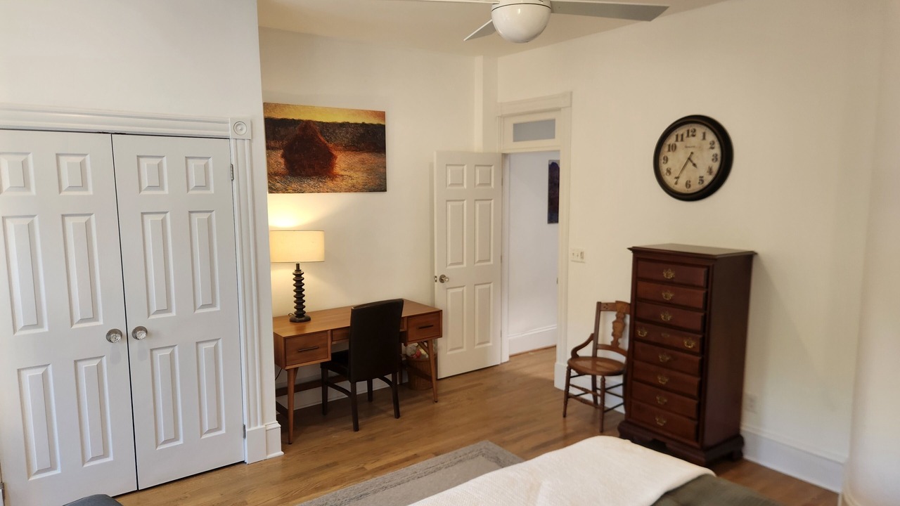 Photo of Bedroom in Truxton Circle