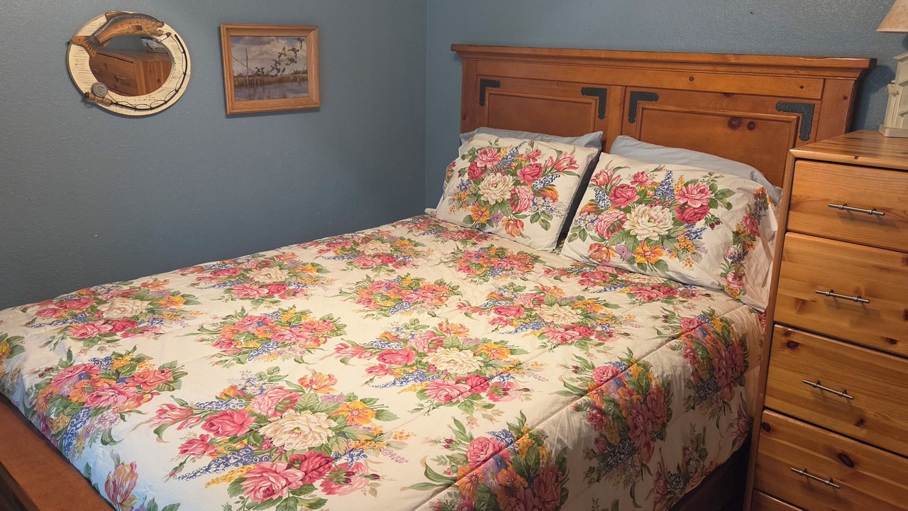 Photo of Bedroom in Crosslake