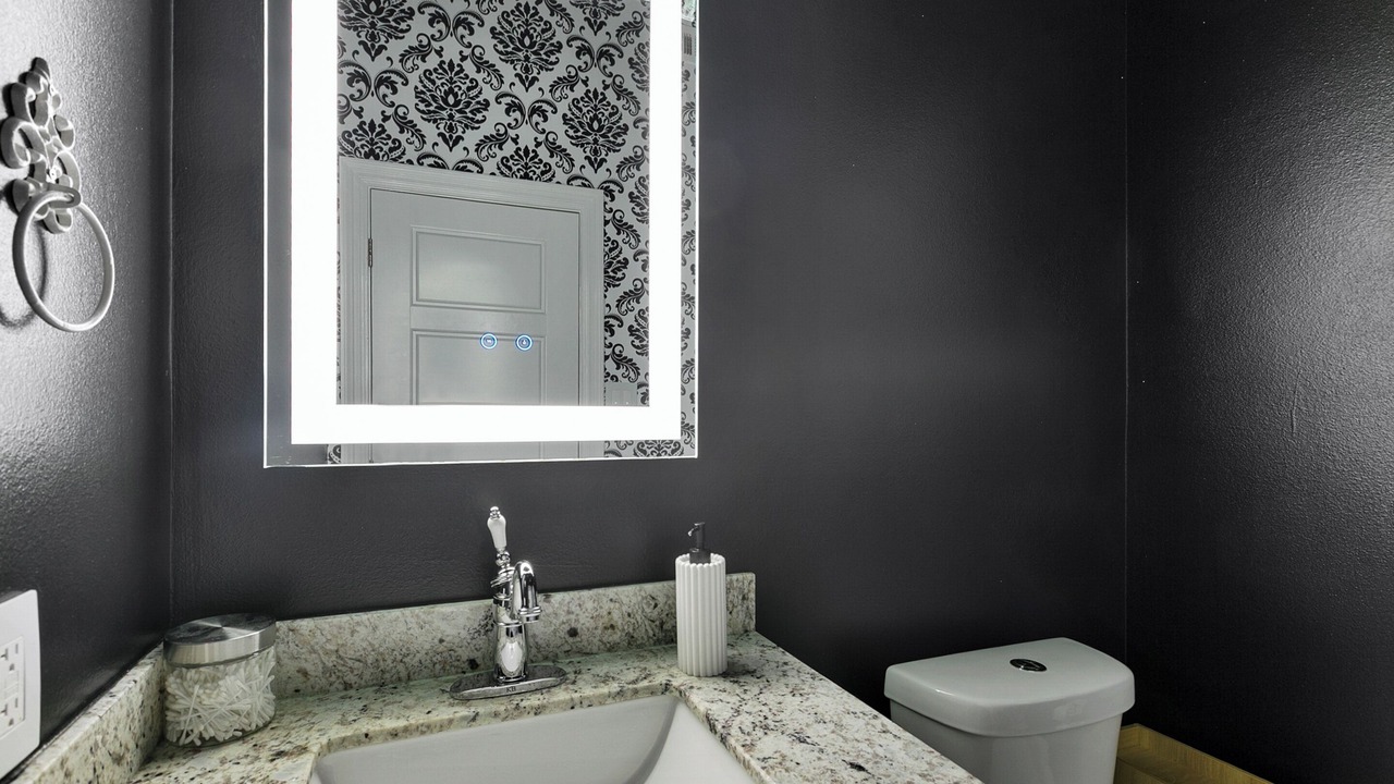 Photo of Bathroom in Saint Claude