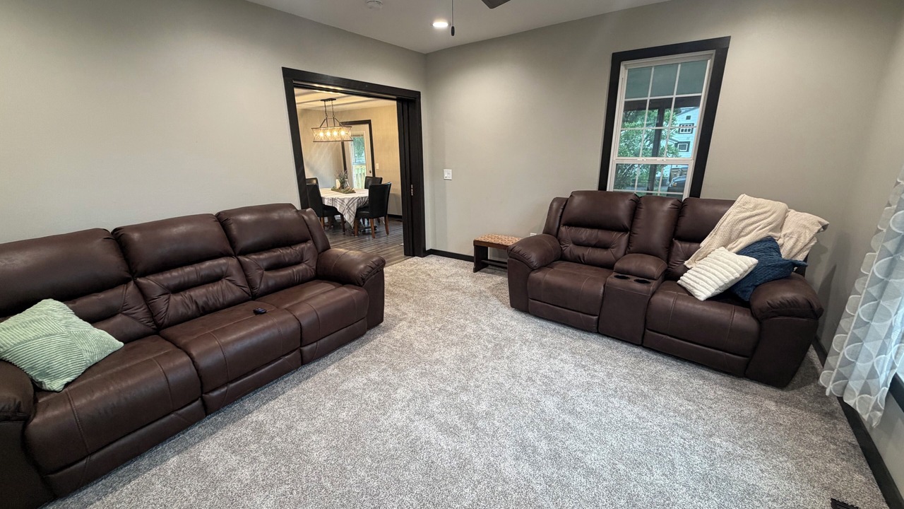 Photo of Livingroom in Strawberry Point
