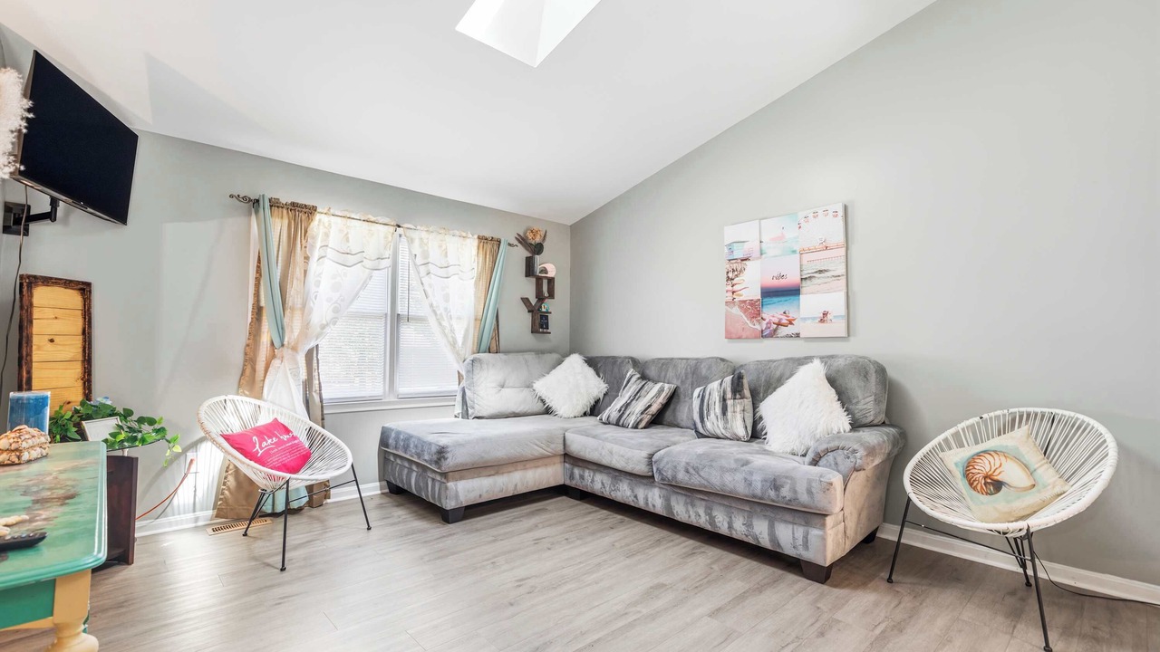 Photo of Livingroom in Chesapeake Ranch Estates-Drum Point