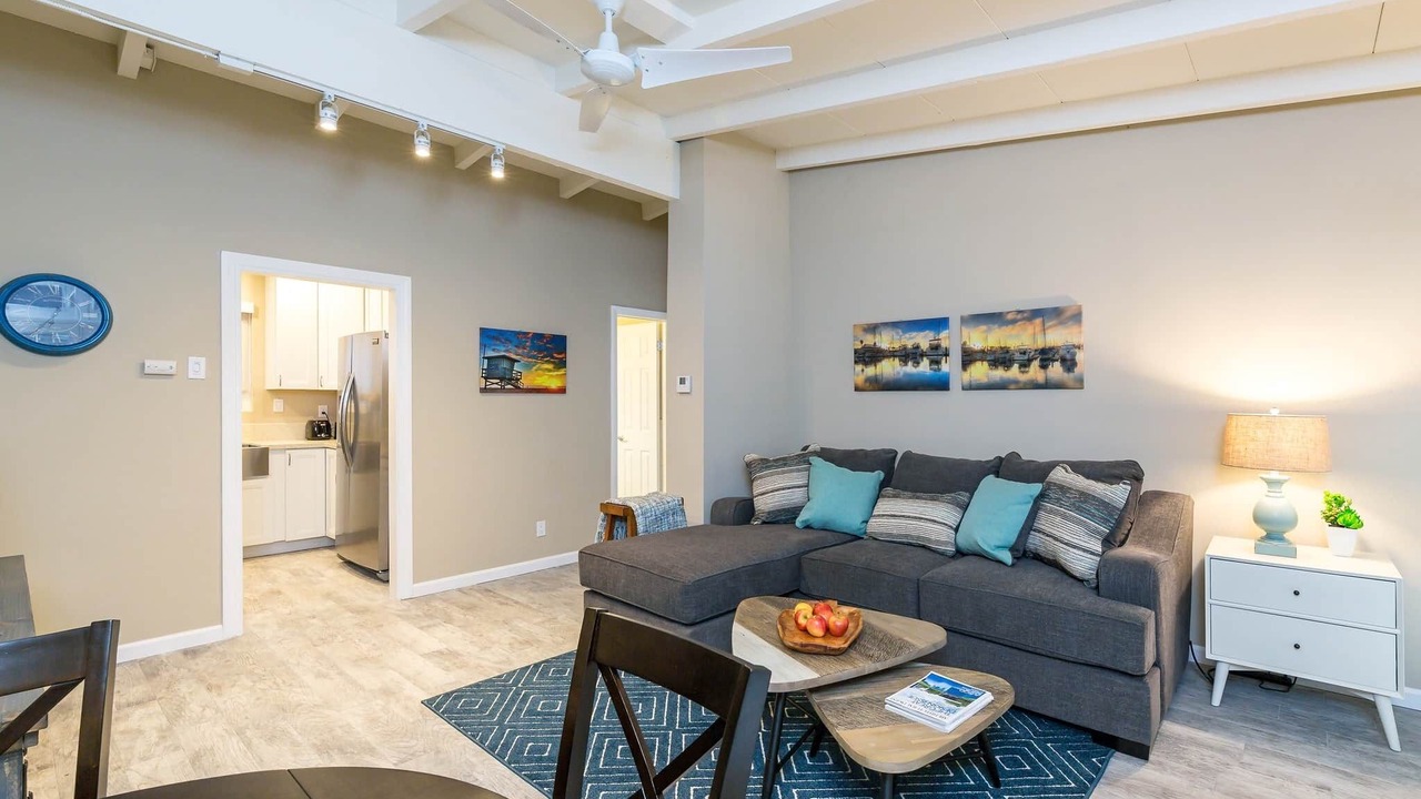Photo of Livingroom in South Redondo
