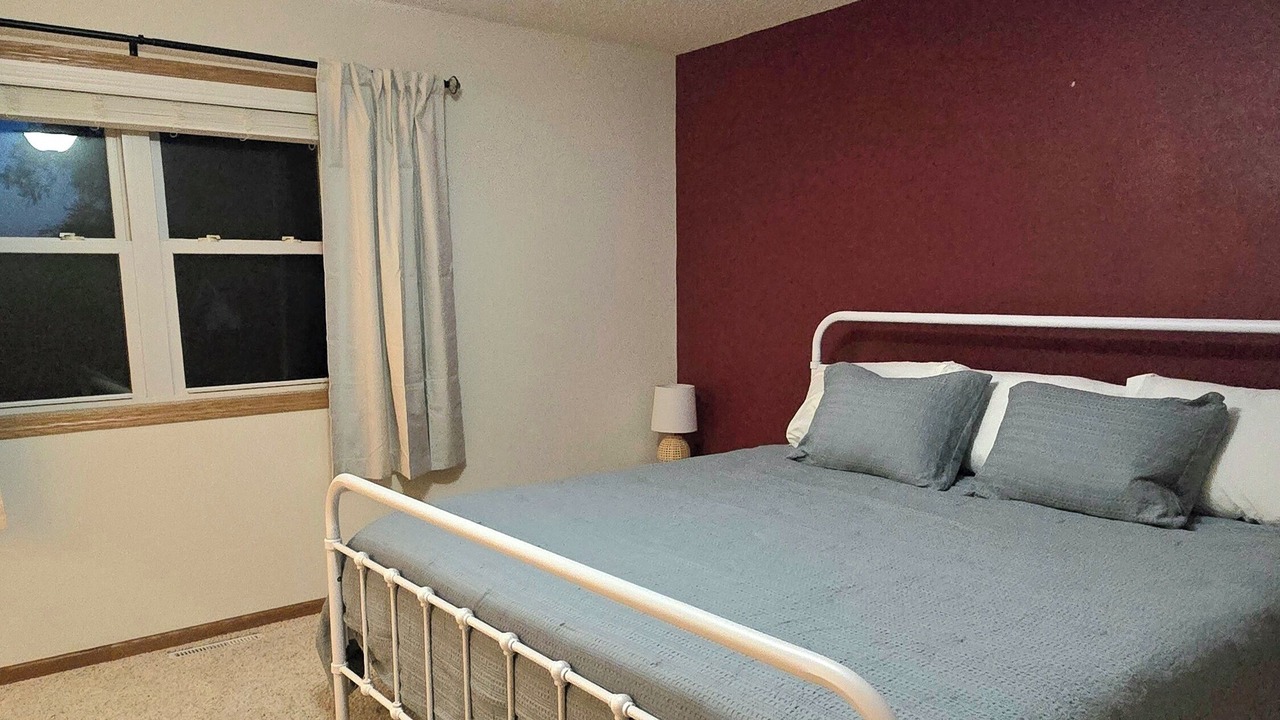 Photo of Bedroom in Decorah