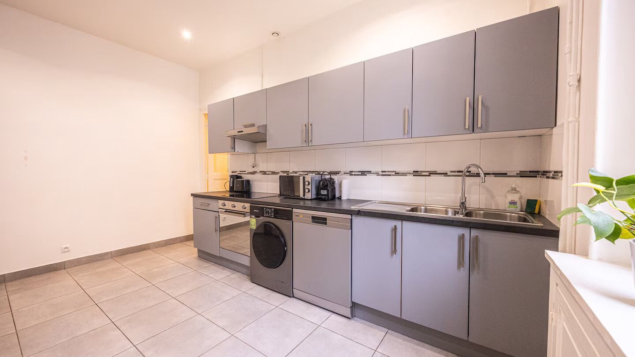 Photo of Kitchen in 8th Arrondissement