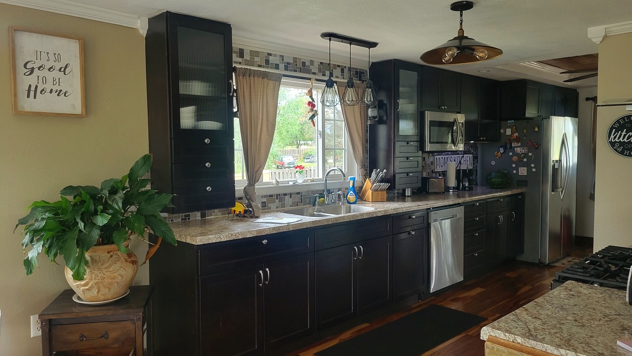 Photo of Kitchen in Colonial Pine Hills