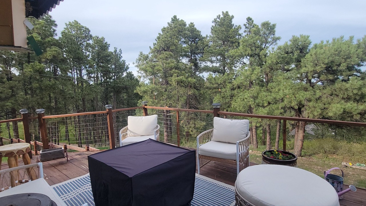 Photo of Patio Balcony in Colonial Pine Hills