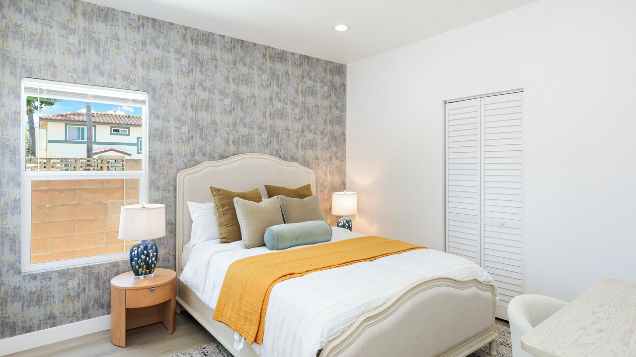 Photo of Bedroom in Fountain Valley