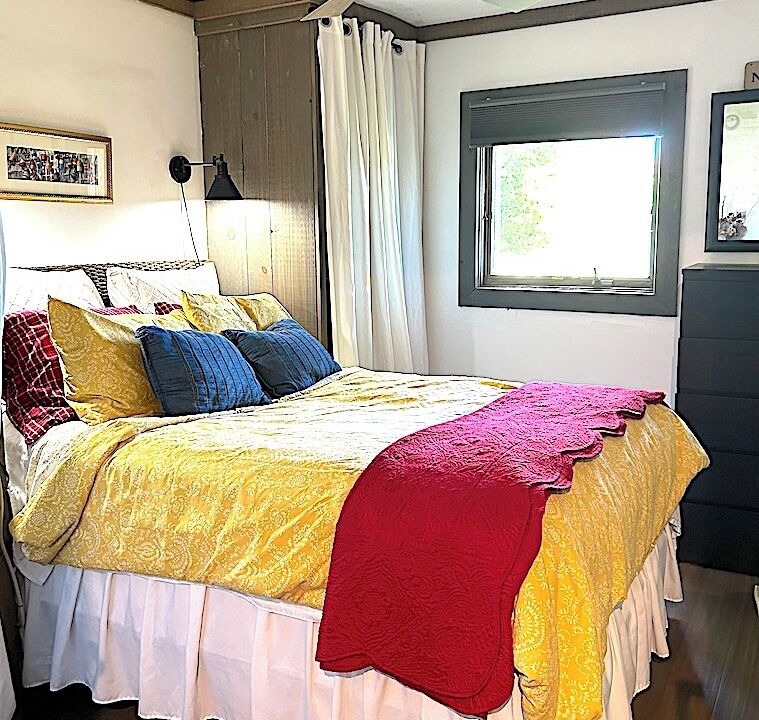 Photo of Bedroom in Calvert Beach-Long Beach