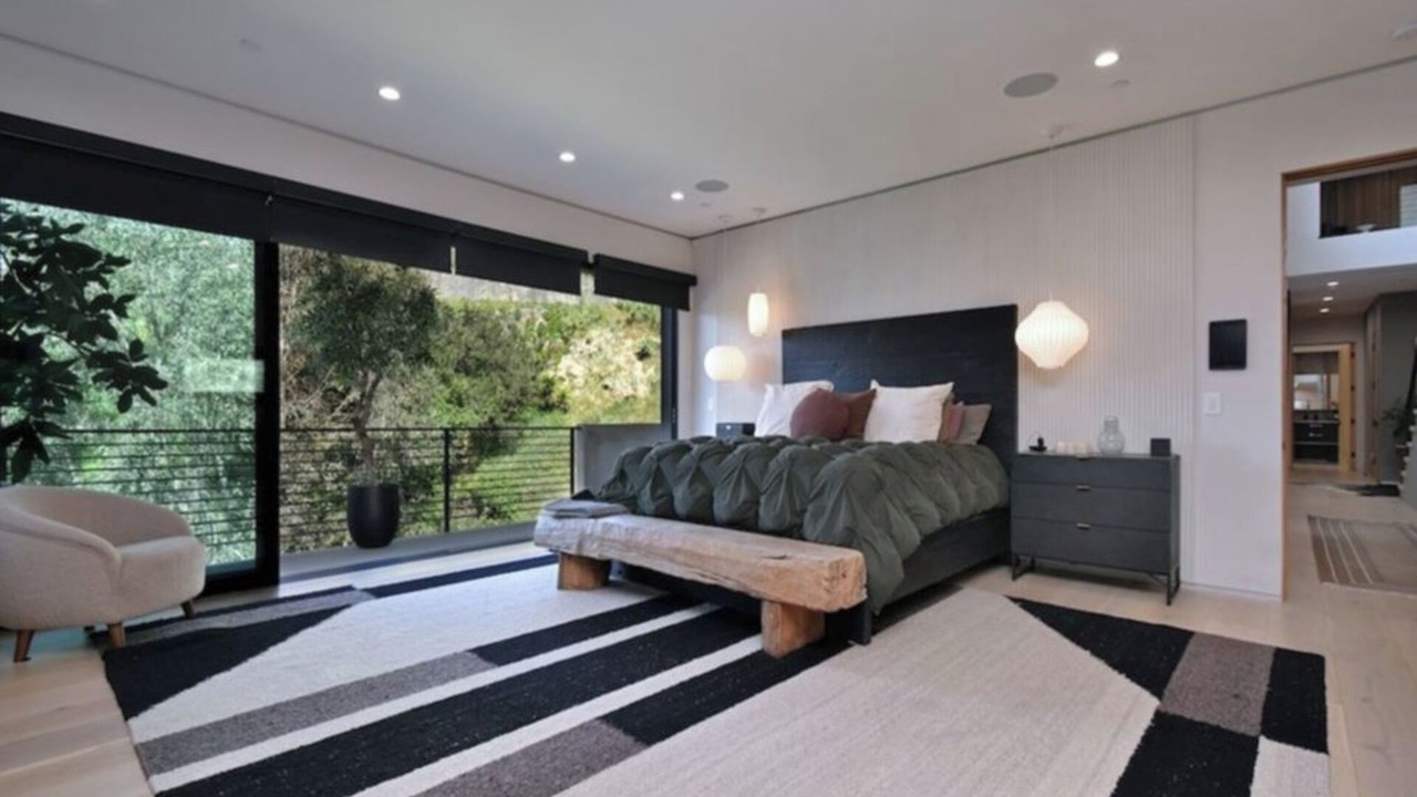 Photo of Bedroom in Sherman Oaks