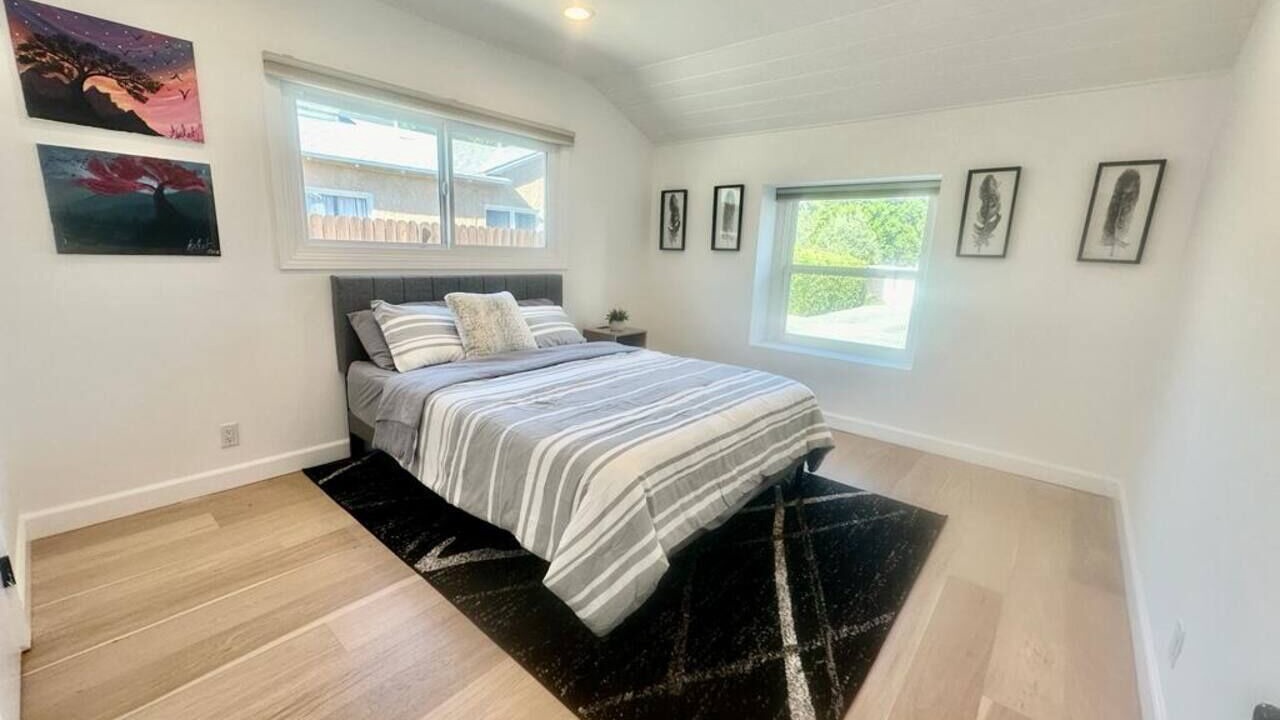 Photo of Bedroom in Woodland Hills